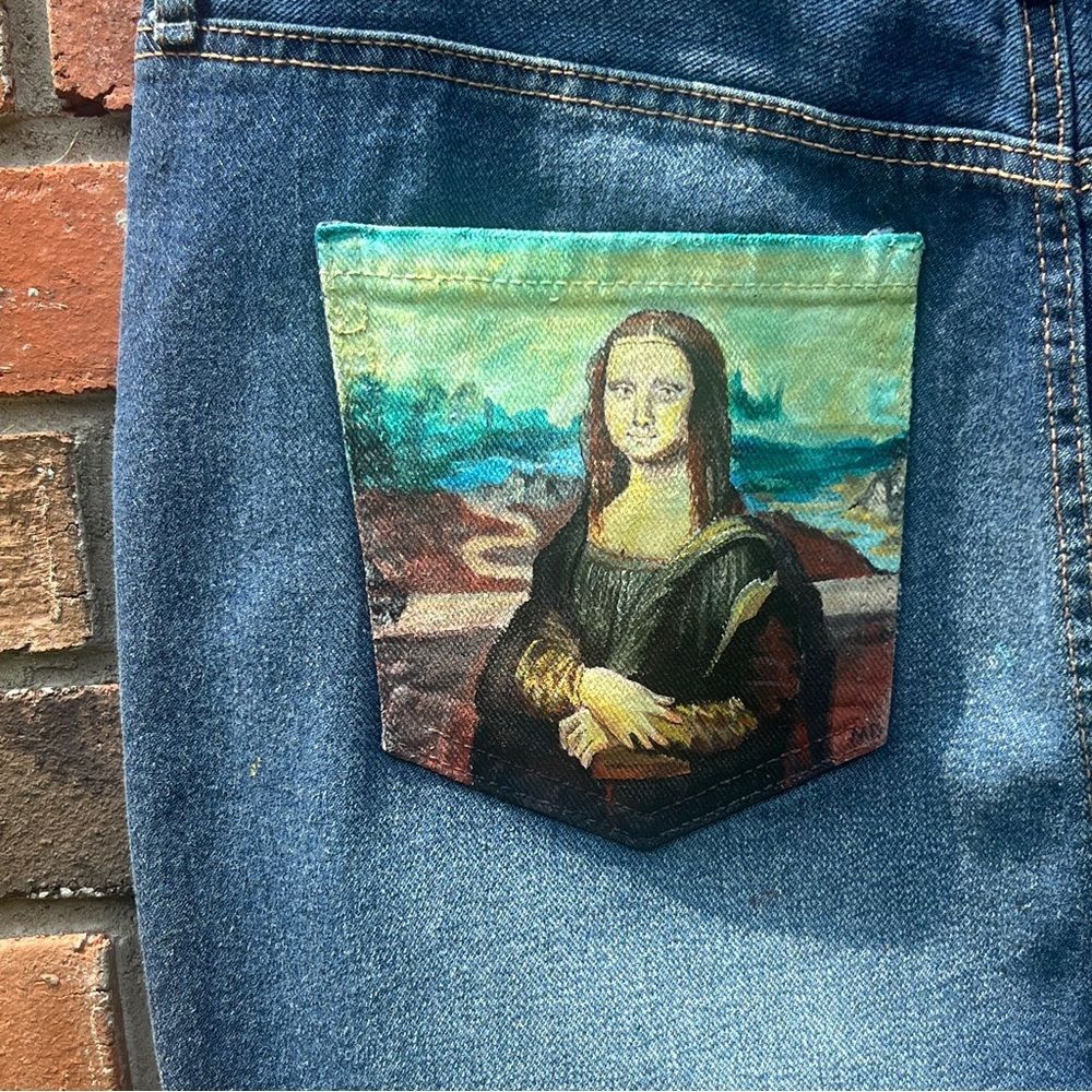 NWT Hand-painted Jessica Simpson Denim Skirt with Mona Lisa Pocket Size 30 - Picture 3 of 6